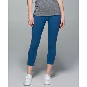 Lululemon Wunder Under Crop II Full-On Luon *like new*